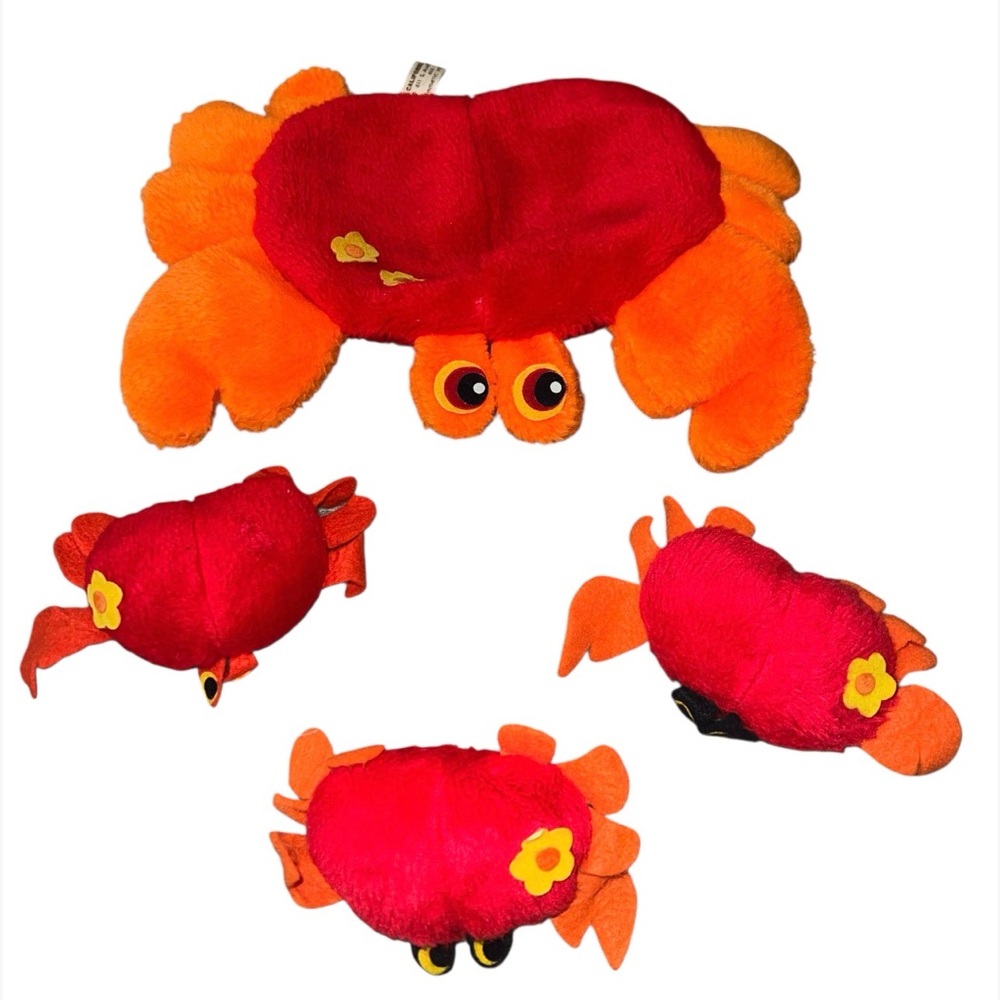 Very Rare Vintage California Stuffed Toys Momma Crab With Babies Plush